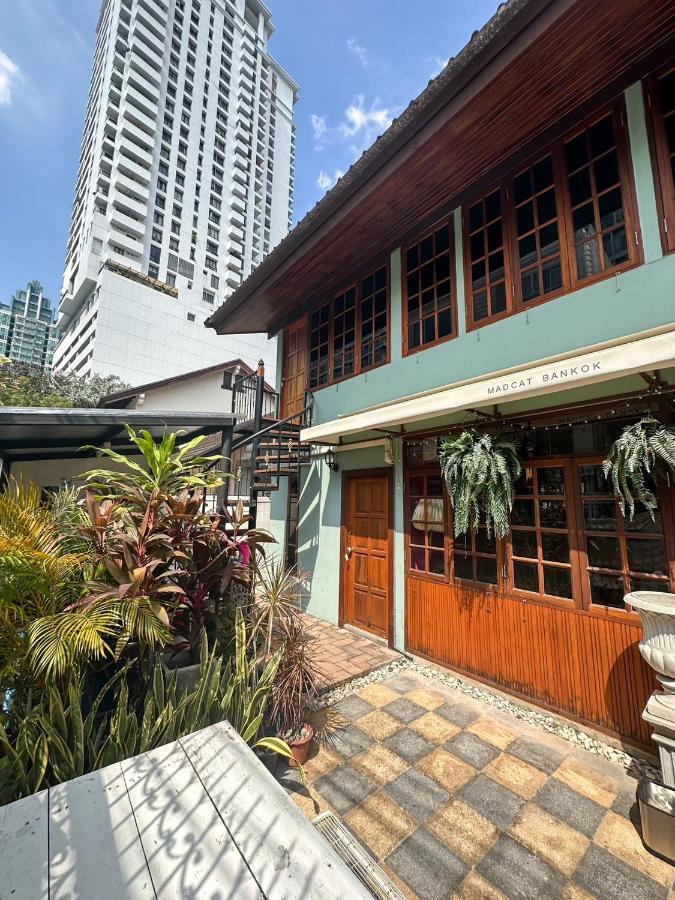 T-House Bkk 2Floors Near Bts With Swimming Pool And Free Wifi Hotel Банкок Екстериор снимка