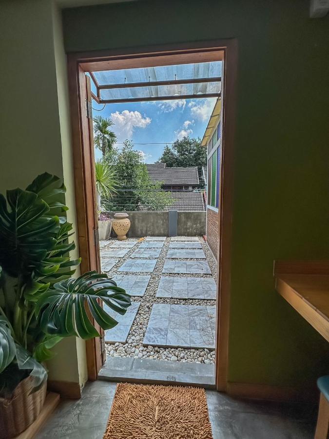 T-House Bkk 2Floors Near Bts With Swimming Pool And Free Wifi Hotel Банкок Екстериор снимка