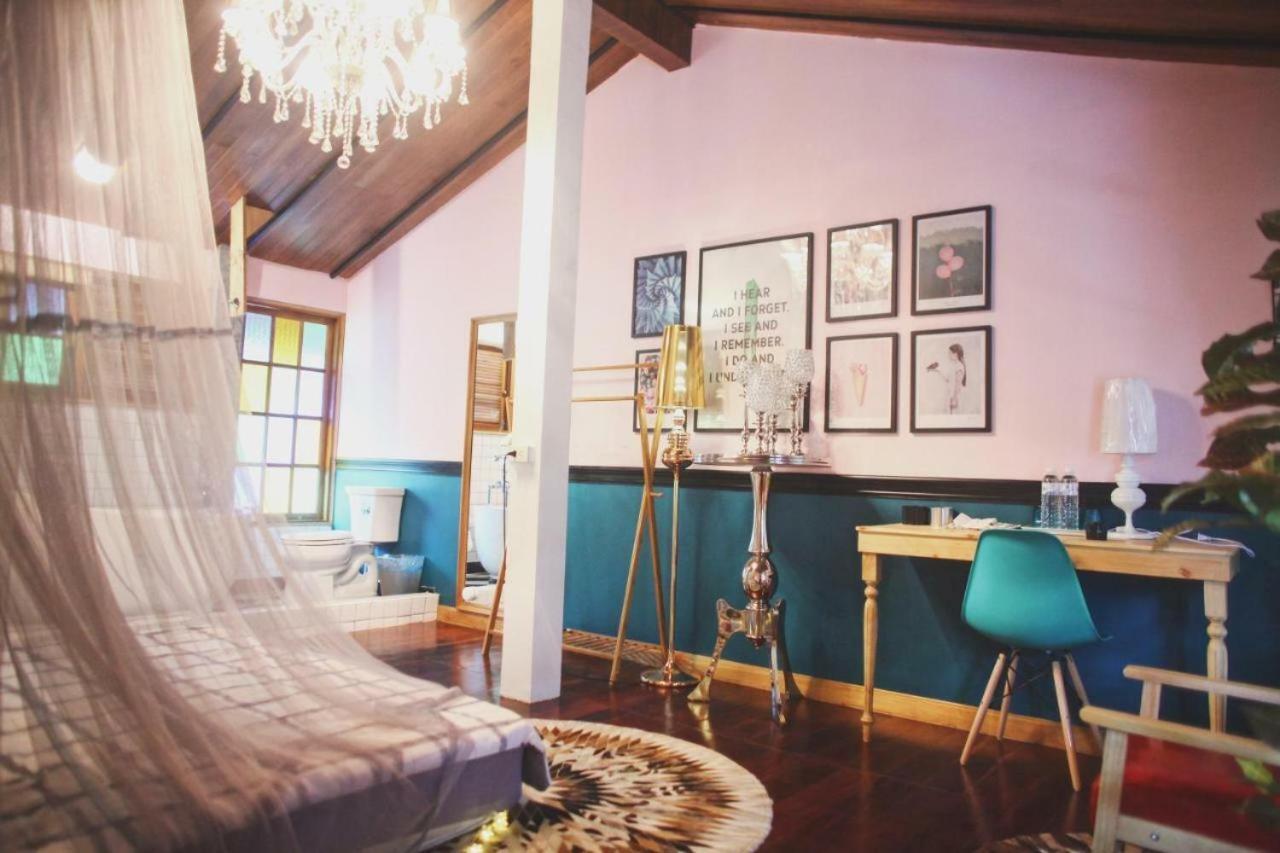 T-House Bkk 2Floors Near Bts With Swimming Pool And Free Wifi Hotel Банкок Екстериор снимка