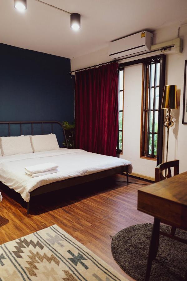 T-House Bkk 2Floors Near Bts With Swimming Pool And Free Wifi Hotel Банкок Екстериор снимка